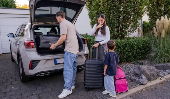 Empfohlene Autoausstattung für den sicheren Urlaub laut ADAC