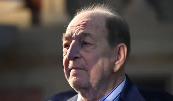 Ralph Siegel erwacht aus dem Koma