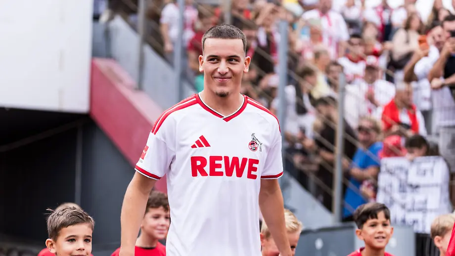 Rekordtransfer von Elliot Anderson zu Manchester City