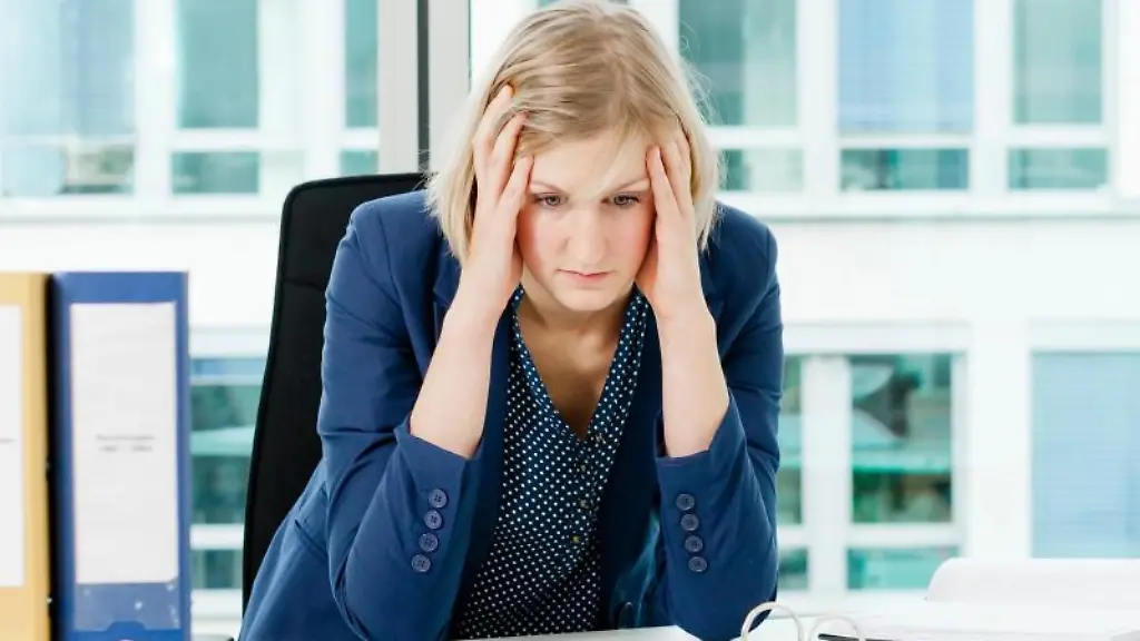 Negativität im Job überwinden: Ein einfacher Sprachtrick