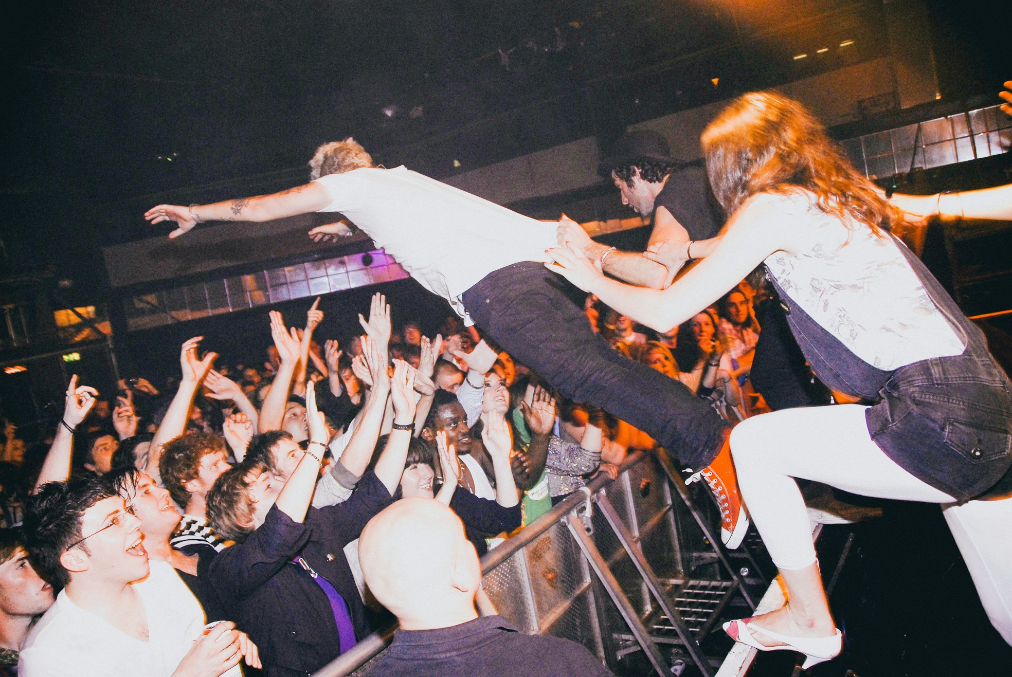 Kulturpraxis Stagediving und Verlorene Musikorte im V&A Museum