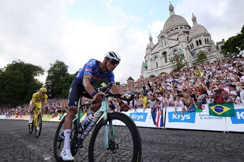 Tadej Pogačars historischer Sieg bei der Tour de France