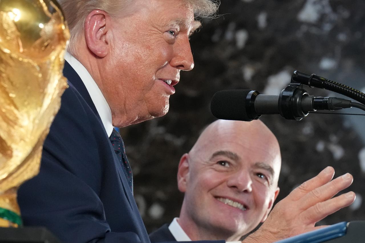 Trump kritisiert Tuchels Taktik nach Englands Niederlage gegen Argentinien