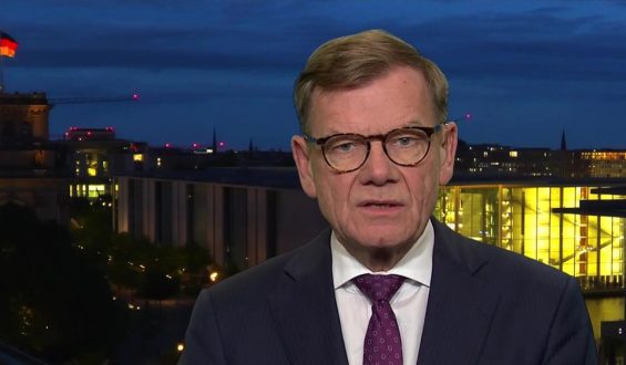 Wadephul ruft zu Verhandlungen zwischen USA und Iran auf
