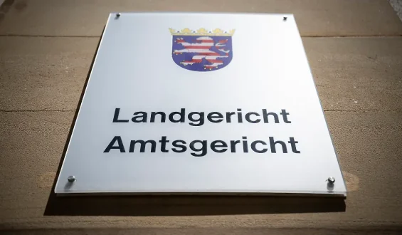 Mann wegen Mordes an Ehefrau zu lebenslanger Haft verurteilt
