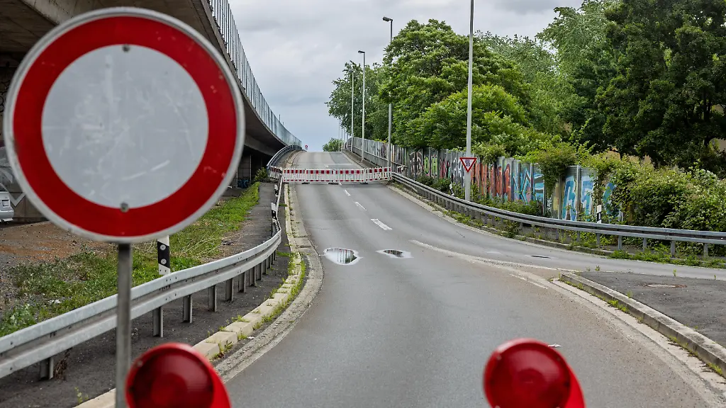 Marode Infrastruktur: Verkehrsminister warnt vor weiteren Brückensperrungen