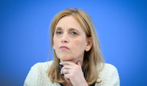Kritik an Priens Plan zur Einschränkung des Unterhaltsvorschusses