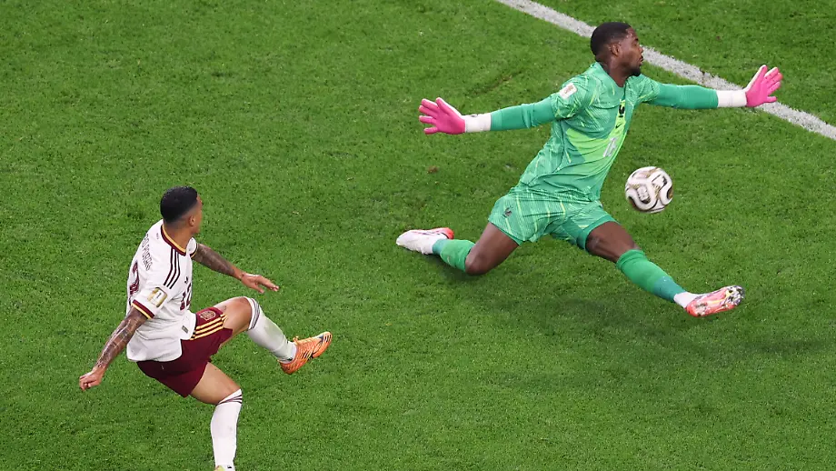 Pedro Porro feiert emotionalen Sieg im WM-Halbfinale
