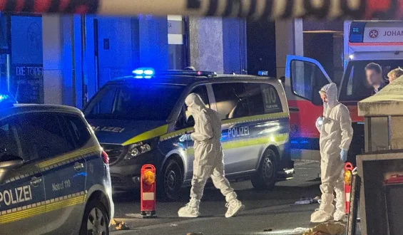 Mann tötet Ehefrau in Kelkheim auf offener Straße