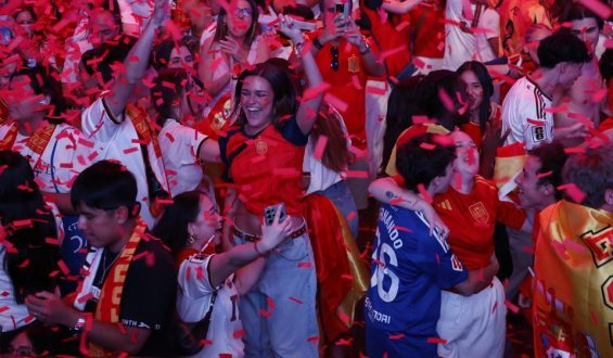 Spanien gewinnt die Fußball-Weltmeisterschaft