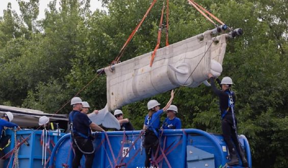 Beluga-Wale auf dem Weg in ein neues Zuhause in den USA