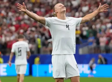 Haalands Siegtor sichert Norwegen den Einzug ins Achtelfinale