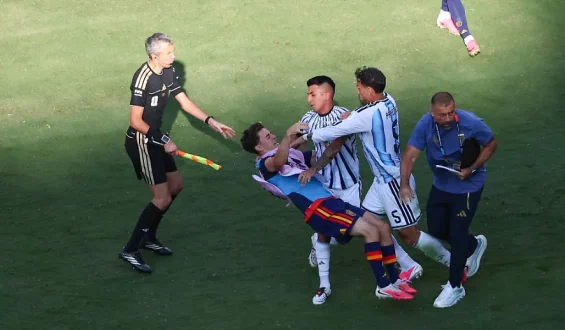 Dani Olmo beschuldigt Argentiniens-Coach der Unwahrheit