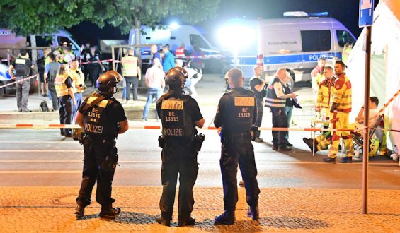 Anschlag auf den Christopher Street Day in Berlin: Fahndung nach Verdächtigem