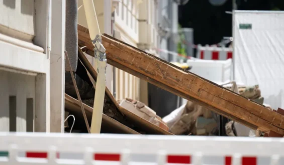 Haftbefehle gegen Metalldiebe nach schwerer Gasexplosion in Görlitz