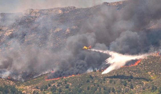 Waldbrände in Spanien spitzen sich zu