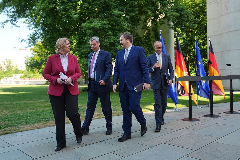 Kritik an Plänen zur Einschränkung der Informationsfreiheit der Bundesregierung