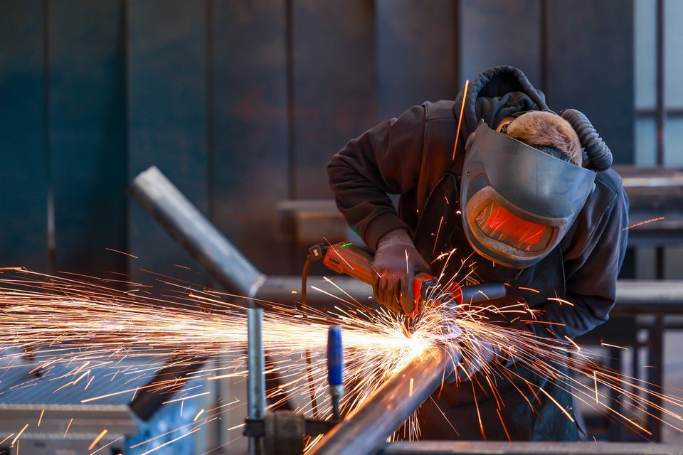 Verlängerte Befristung: Auswirkungen auf junge Arbeitnehmer