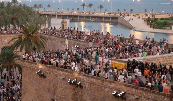 Mallorca am Limit: Demonstrationen gegen Touristenflut
