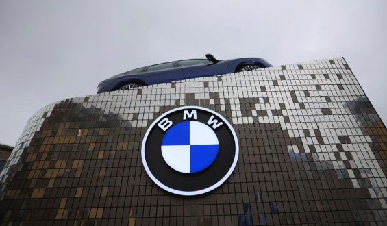 Krise der Autoindustrie: Ursachen des Stellenabbaus bei BMW