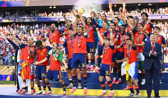 Spanien feiert den Weltmeistertitel mit großer Freude