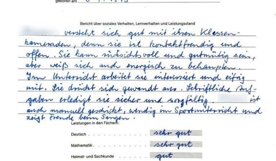 Grundschule im Wandel: Zeugnisse als Spiegel der Zeit