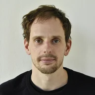 Das Nationalgericht der Fleischlobby: Über dem Mampf zum Spiel finden
