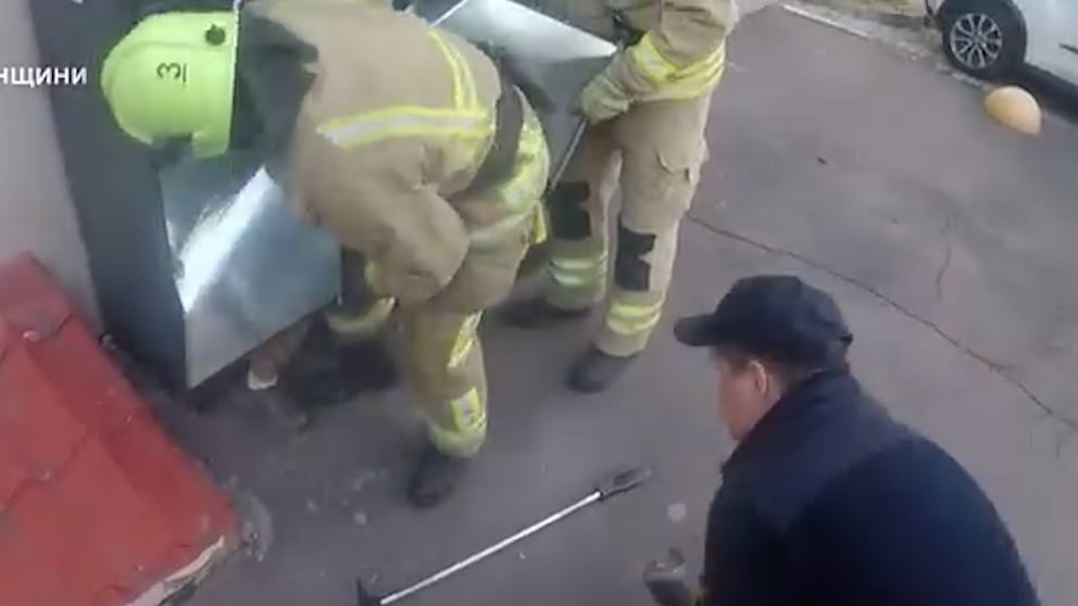 Seltsamer Feuerwehreinsatz in der Ukraine