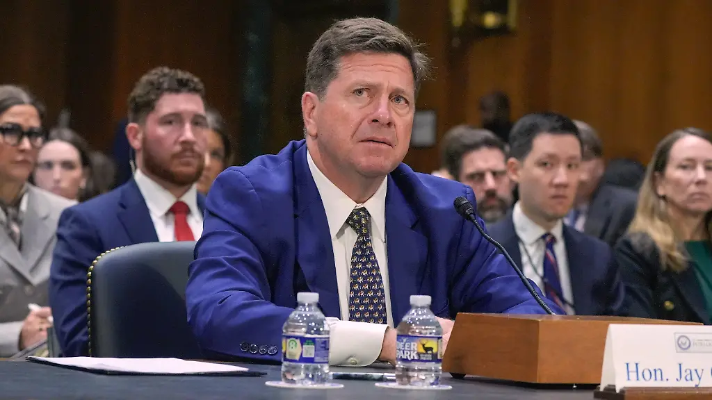 Jay Clayton: Neuer US-Geheimdienstchef im Amt