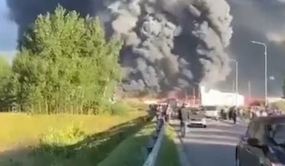 Ukraine setzt auf Drohnenangriffe: Logistikzentren in Russland zerstört