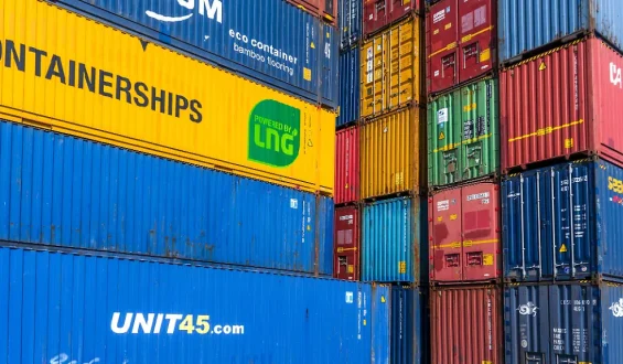 US-Handelsdefizit steigt deutlich