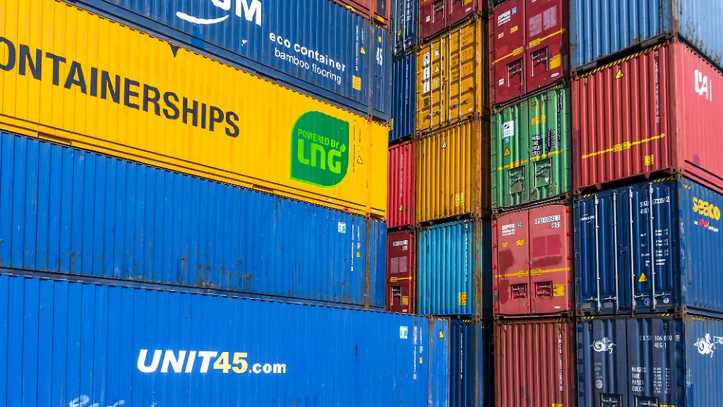 US-Handelsdefizit steigt deutlich