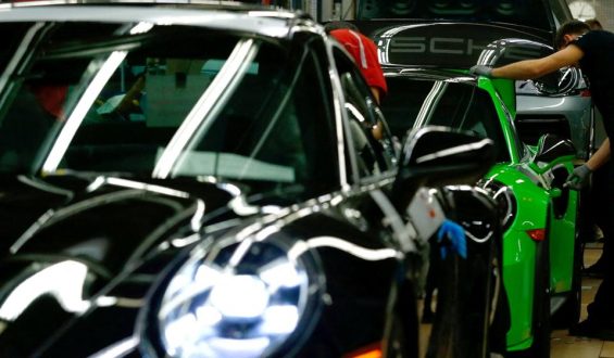 Porsche plant weiteren Stellenabbau trotz Sparmaßnahmen