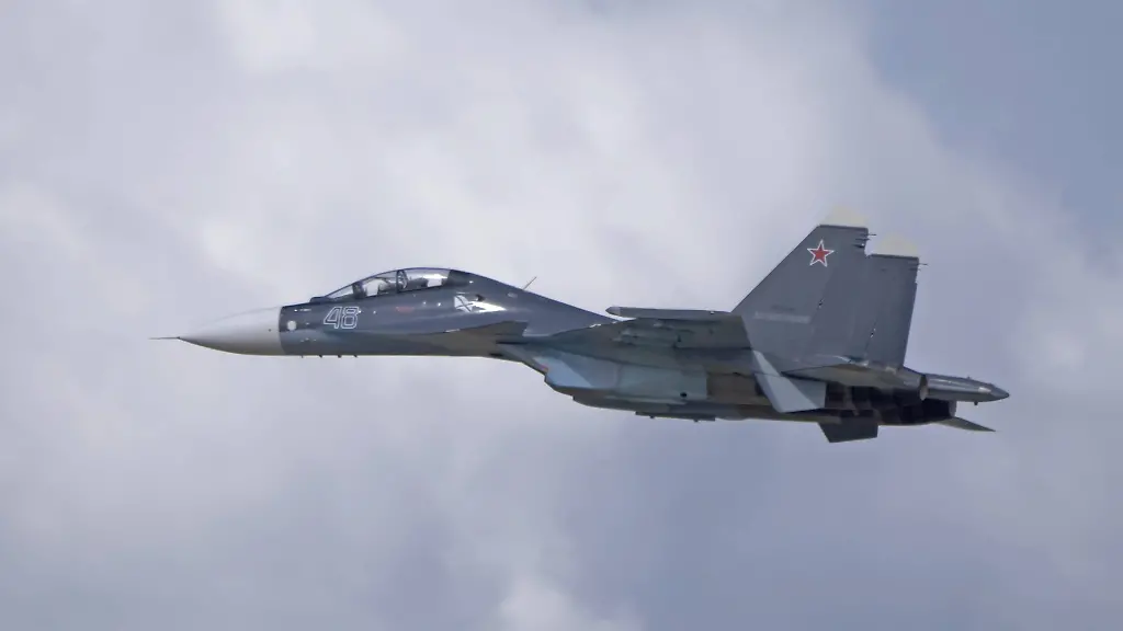 Teil der großen Krim-Operation: Ukraine meldet Treffer auf sieben russische Kampfflugzeuge