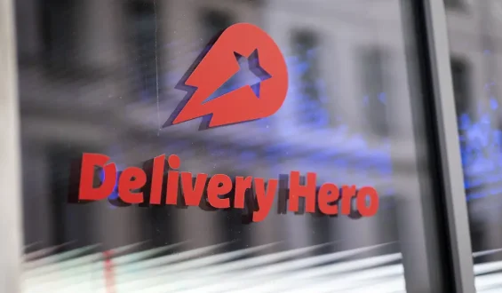 Uber übernimmt Delivery Hero in Milliarden-Deal