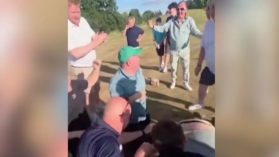 Amateur erzielt spektakulären Hole-in-One bei Golf-Challenge