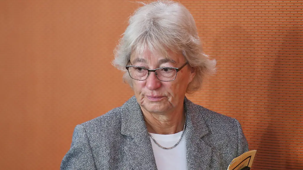 Personalwechsel im Kanzleramt: Merz setzt auf Christina Ramb