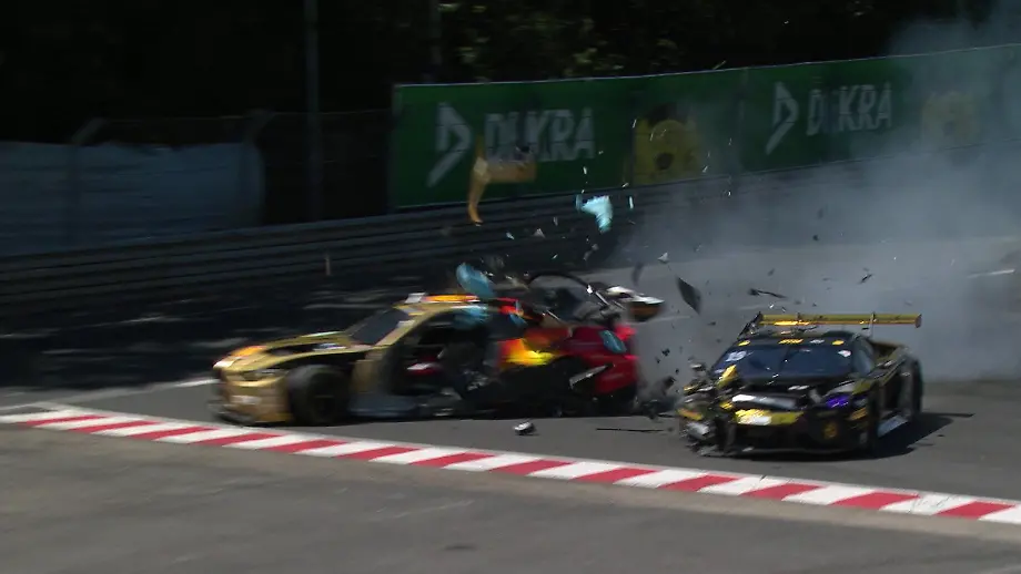 Heftiger Highspeed-Crash beim DTM-Rennen auf dem Norisring