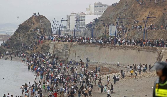 Masseneinwanderung in Ceuta: Herausforderungen und Maßnahmen
