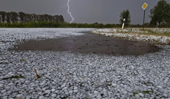 Gewitter und Hitzewarnungen in Deutschland