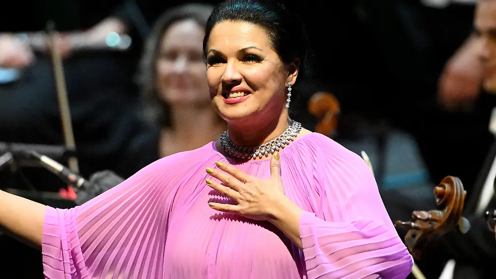 Anna Netrebko muss wegen Erschöpfung Auftritte absagen