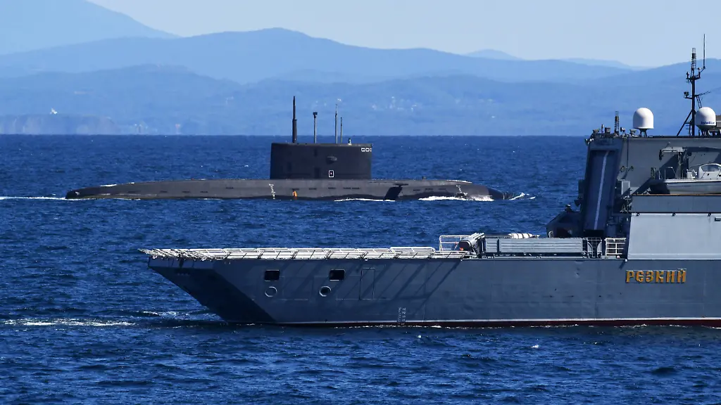 Russland und China starten gemeinsame Marineübungen