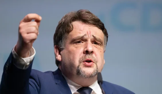 Debatte um Rentenpläne: CDU-Sozialflügel im Konflikt mit Führung