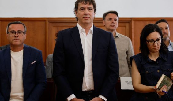 Gerichtsurteil gegen David Sánchez wegen Amtsmissbrauch