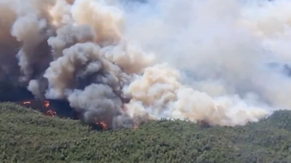 Waldbrand in Katalonien bedroht Costa Brava