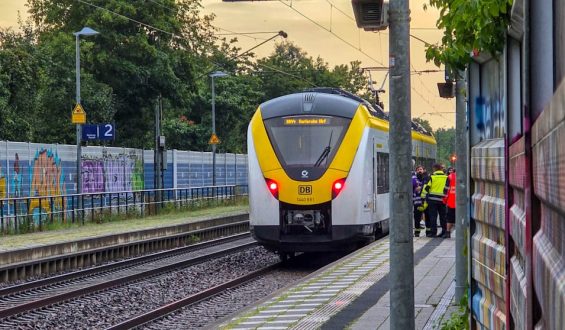 Gewaltvorfall bei der Deutschen Bahn führt zu schwerem Unfall