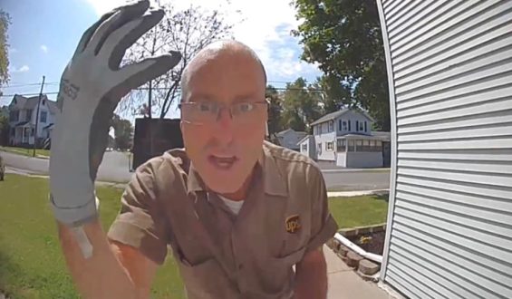 Der schlagfertige Paketbote und virale Internetvideos