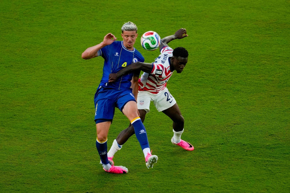 Kritik an Fifa-Entscheidung zur Rot-Sperre