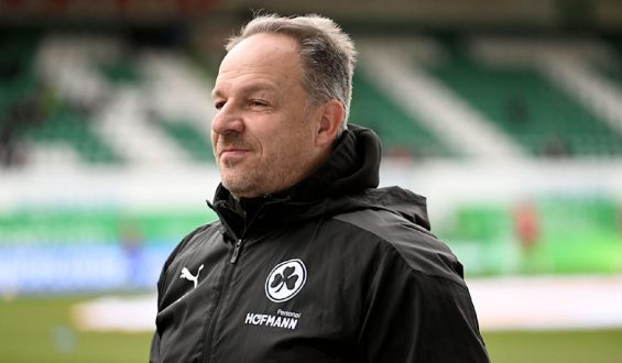 Transfers und Veränderungen im Fußball: Aktuelle Entwicklungen