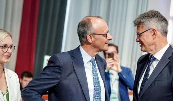 Führungswechsel im Bundeskabinett: Herausforderungen und offene Fragen